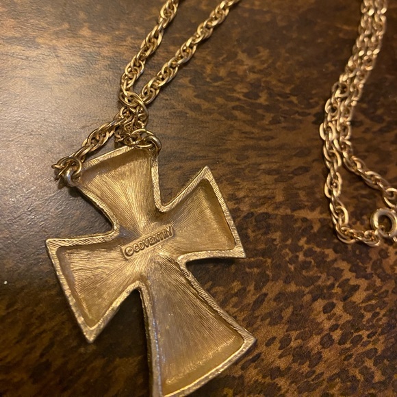 Coventry Gold Textured Chunky Cross Necklace - Picture 5 of 5